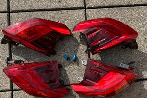 Stop Fanale Posteriori del Peugeot Metropolis 400