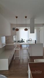 CUCINA ALTA BIANCA COMPLETA DI ELETTRODOMESTICI