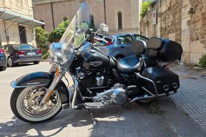 Harley Davidson Road King Classic