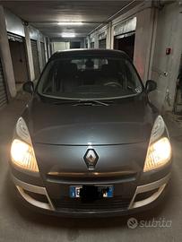 Renault scenic 2010
