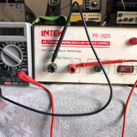Alimentatore intek ps-2025 (25 ampere max)