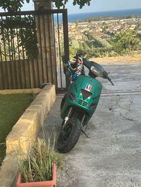 Scooter piaggio zip