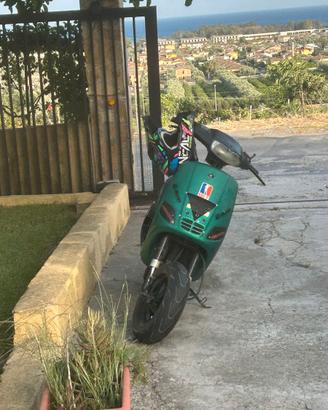 Scooter piaggio zip