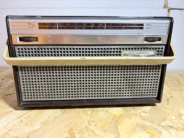 radio vintage Philips Sport 4, originale del 1968.