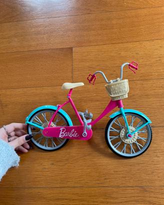 Bicicletta delle barbie