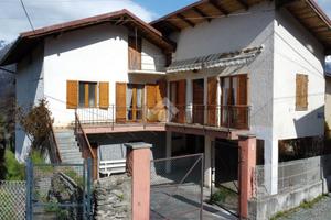 CASA INDIPENDENTE A GRAVERE