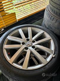 Cerchi in lega da 17” + 4 gomma estive