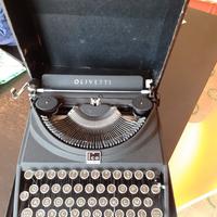 Macchina da scrivere Olivetti Ico