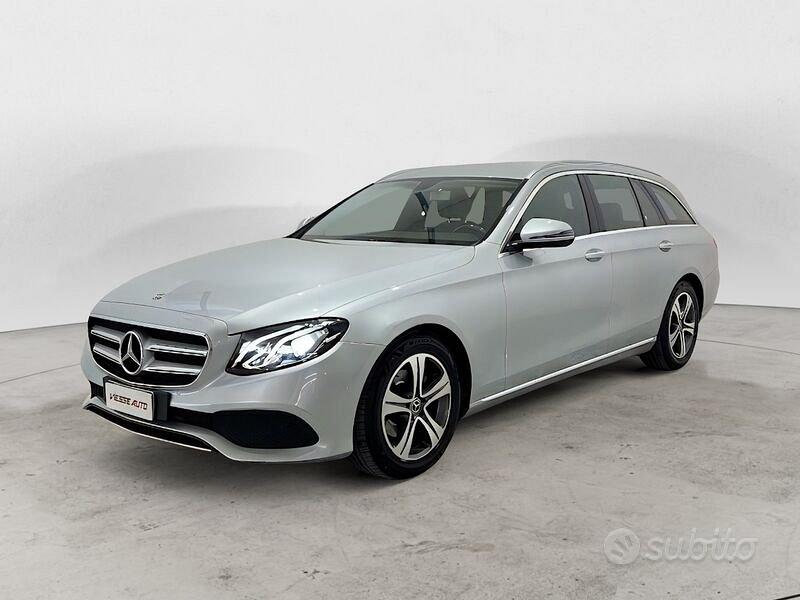 Mercedes Classe E (W/S214)
