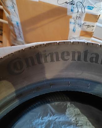 Treno gomme Continental EcoContact 6