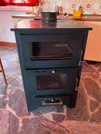 Stufa a legna con forno
