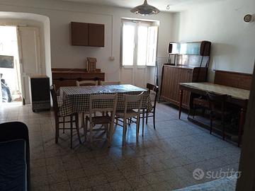 Monolocale di 54 mq unico ambiente