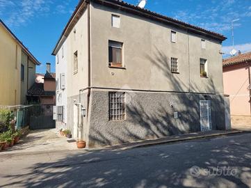CASA SEMINDIPENDENTE A SANT'ILARIO D'ENZA