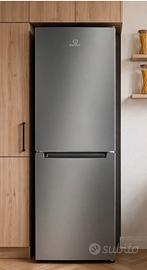 Frigorifero Combinato Indesit 70cm No Frost LI70 F