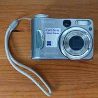 Fotocamera digitale Sony del 2005