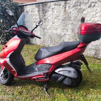 Scooter Aprilia Leonardo 250 cc
