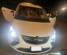 OPEL Zafira tourer turbo ecoM - 2013