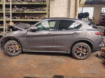 Ricambi usati Alfa Romeo Stelvio 2.0 Q4 del 2019