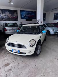 Mini Cooper 1.4 benzina Ray
