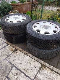 Gomme auto KUMO