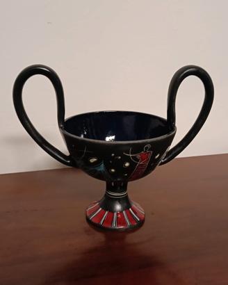 vecchio vaso a coppa vintage 