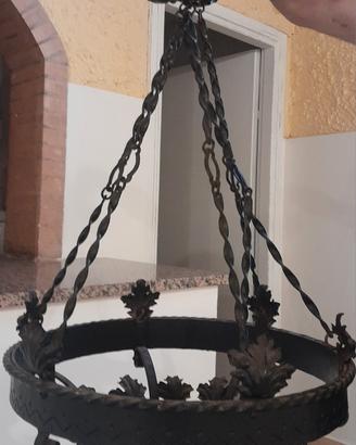 lampadario in ferro battuto 