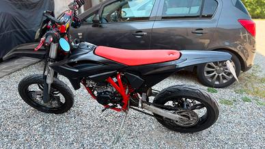 Beta 125 motard 4 tempi