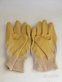 Guanti nuovi per hobby e lavori