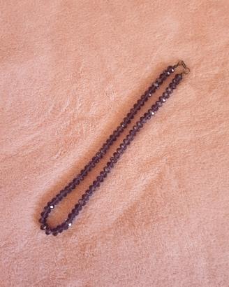 Collana di pietre finte