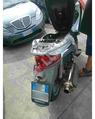 A Motore Piaggio (ciclomotori) Beverly 2005