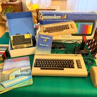 Commodore 64 boxato completo con giochi