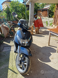 Piaggio Beverly 400