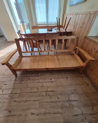 Divano in legno a Dosoledo(Comelico Superiore)