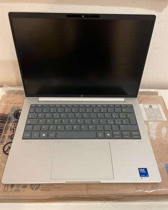 HP Elitebook G8 G1i 14 Ultra 5 32gb ram 256gb ssd