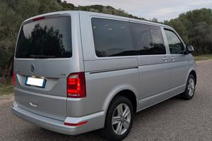 Volkswagen Caravelle T6 2.0 TDI 150 CV manuale 