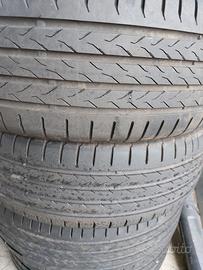 Gomme Continental estive Renault Captur 215/15r18