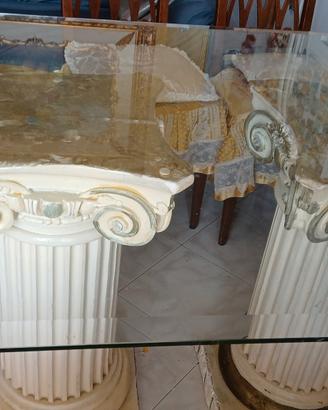 tavolo con colonne 