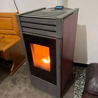 Stufa a pellet Anselmo Cola revizionata 7 kw