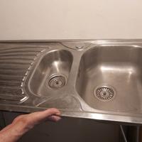 lavello in acciaio inox 