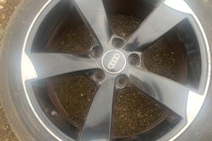 4 cerchi con gomme audi