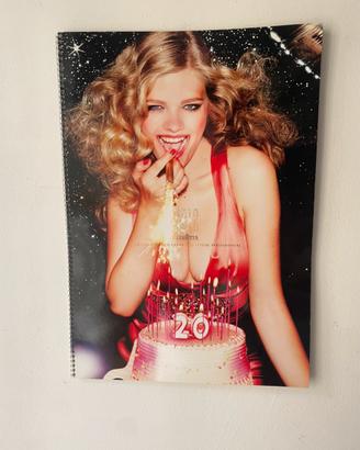 CALENDARIO LAVAZZA 2012