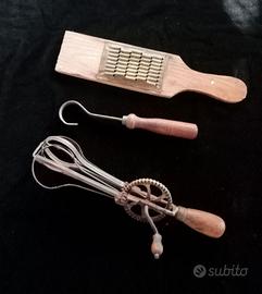 Antichi utensili manuali da cucina