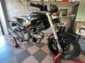 Monster 600