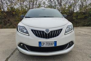 Lancia Ypsilon 1.0 FireFly 5 porte S&S Hybrid Silv