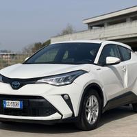 Toyota C-HR 1.8 Hybrid 98 cv 2021 “UNIPRO”