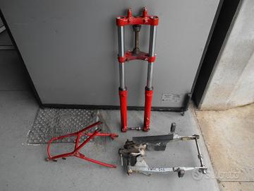 Forcella forcellone telaietto fantic 241