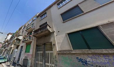 Immobile di 220 m² a Milano