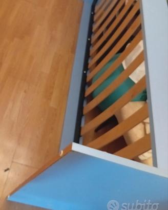 letto singolo con cassettone