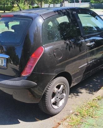 Lancia ypsilon 1.2 fire full optional