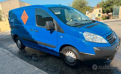 FIAT SCUDO OMOLOGATO TRASPORTO ANIMALI VIVI